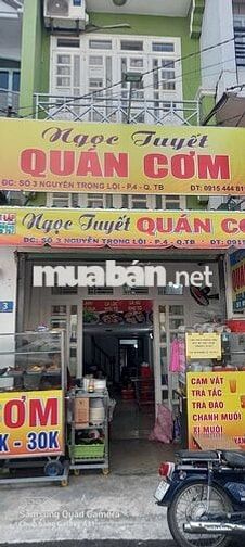 Tìm người phụ quán cơm