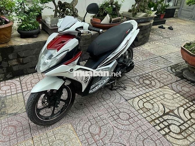 Bán xe Nouvo 5 2012 125 Fi Trắng đỏ,Bst gtdd