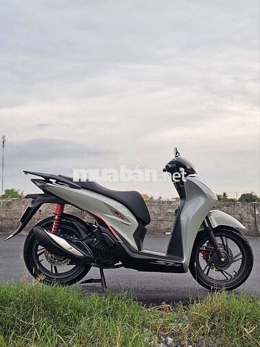 Honda SH160i ABS 2025 Xám xi măng 8000km