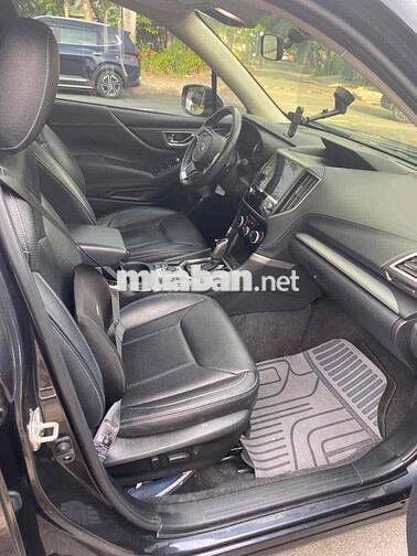 Subaru Forester 2022 Xám 47387 km