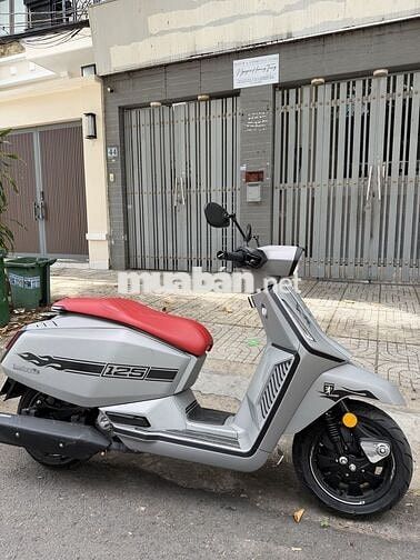 Lambretta X125i 2026 Xám mờ 398km