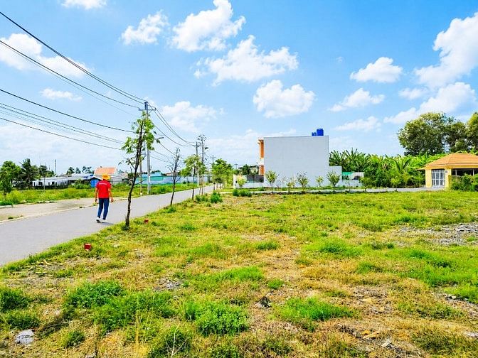 CHỈ 360 TRIỆU – SỞ HỮU LÔ ĐẤT THỔ CƯ TRUNG TÂM THỊ TRẤN CẦN ĐƯỚC