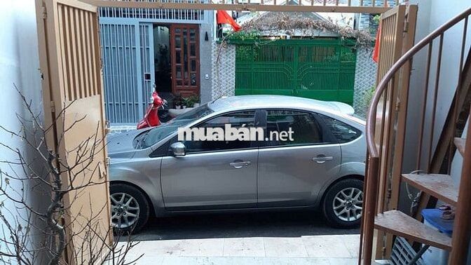 Ford Focus 2010 Hatchback 31.000 km Xám