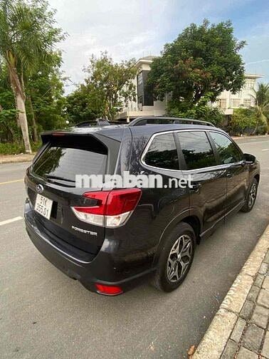 Subaru Forester 2022 Xám 47387 km