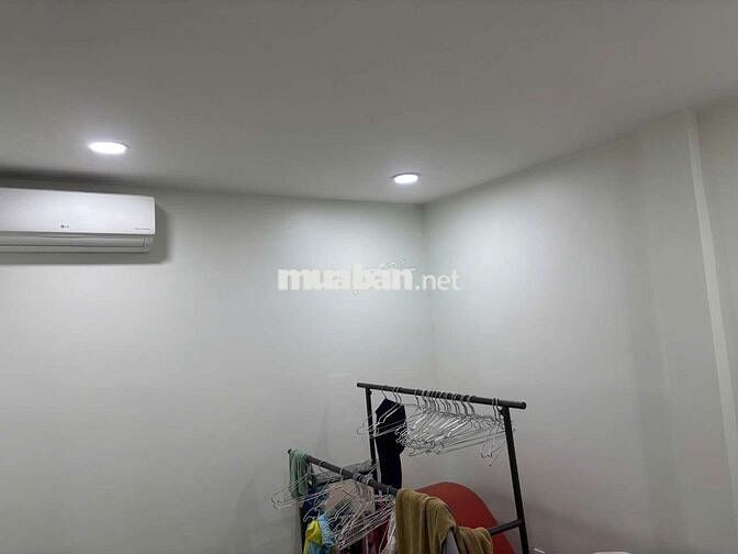 4x14 trệt lửng 3pn 2wc 3 máy lạnh hẻm ô tô tch10 có nội thất 