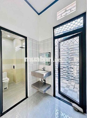 BÁN NHÀ THỔ CƯ HOÀN CÔNG NGAY CẦU SĂN MÁU
