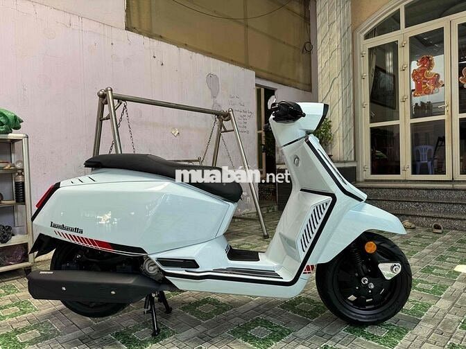 Lambretta 125 ABS 2026 Trắng Đen Nhập Thái