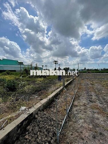 dư miếng đất ở Phường long thuận tiền giang cần bán