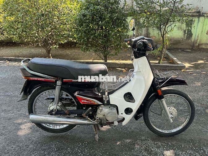 Honda Dream màu Trắng Đen