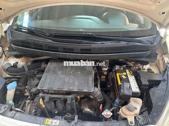 Hyundai i10 2017 Trắng 15 vạn