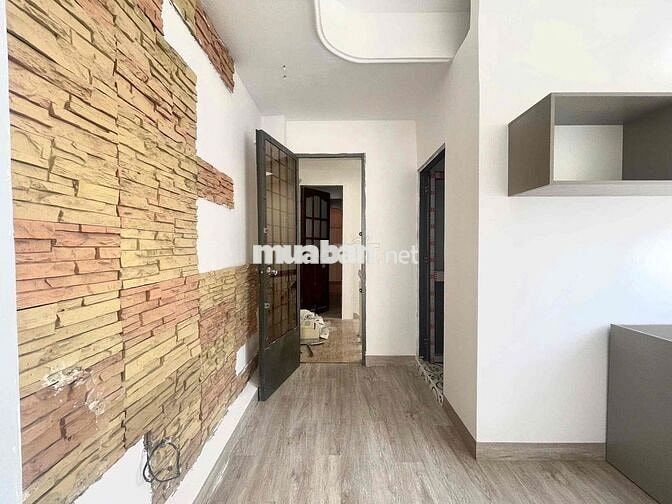 1 PHÒNG NGỦ BANCOL NGAY PHAN ĐĂNG LƯU