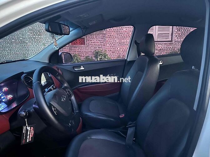 Hyundai i10 2017 Trắng 15 vạn