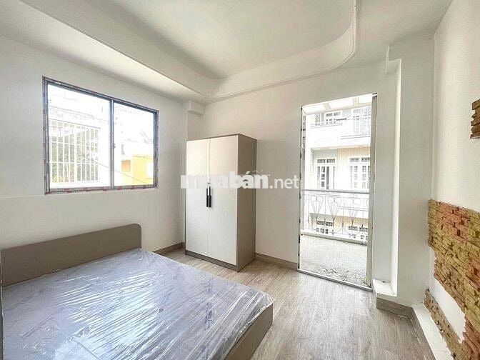 1 PHÒNG NGỦ BANCOL NGAY PHAN ĐĂNG LƯU