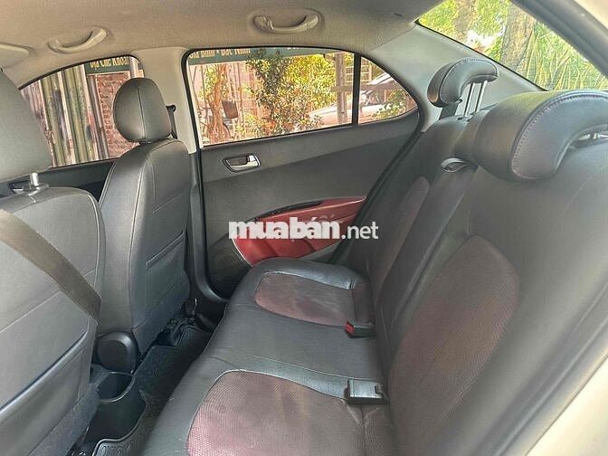 Hyundai i10 2017 Trắng 15 vạn