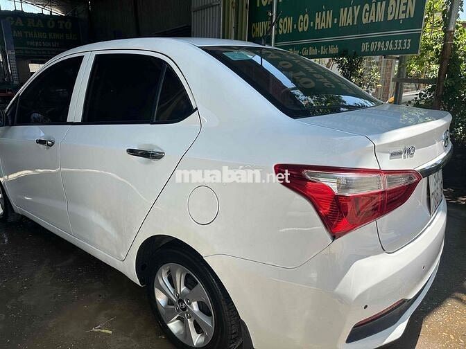 Hyundai i10 2017 Trắng 15 vạn