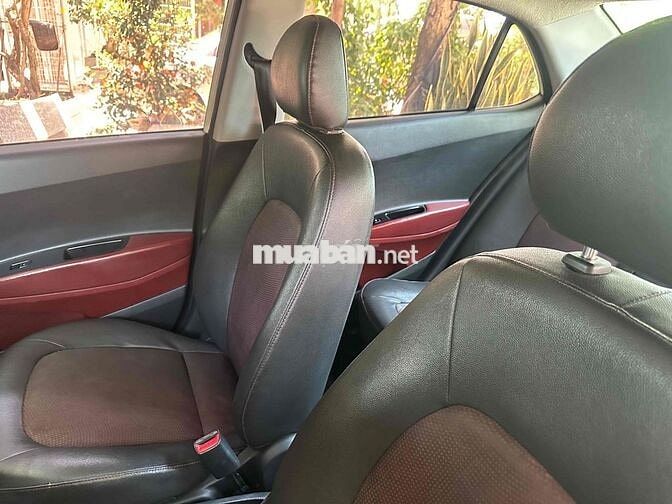Hyundai i10 2017 Trắng 15 vạn