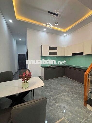 Nhà 1 trệt 1 lầu Ngay trung tâm Tân Uyên khu Dân cư Dân Trí.