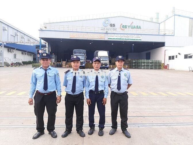Tuyển bảo vệ Thành phố Hồ Chí Minh và Bình Dương