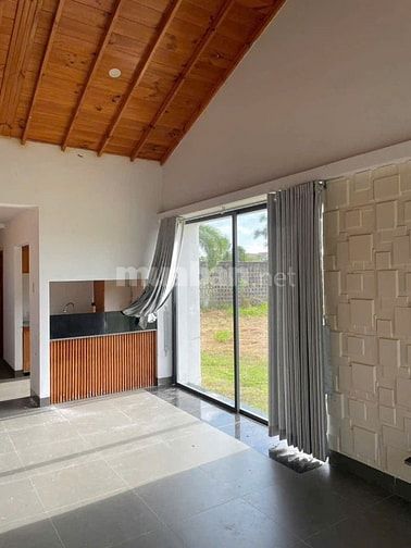 BÁN GẤP CĂN NHÀ 2 PHÒNG NGỦ CÁCH BIỂN HỒ TRÀM 5 PHÚT DI CHUYỂN