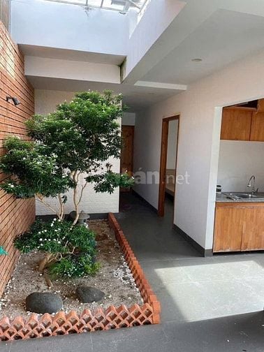 BÁN GẤP CĂN NHÀ 2 PHÒNG NGỦ CÁCH BIỂN HỒ TRÀM 5 PHÚT DI CHUYỂN