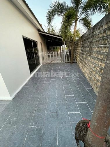 BÁN GẤP CĂN NHÀ 2 PHÒNG NGỦ CÁCH BIỂN HỒ TRÀM 5 PHÚT DI CHUYỂN