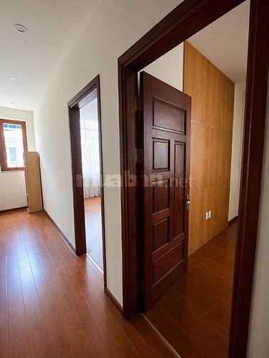 GẤP - BÁN NHÀ MẶT PHỐ VĨNH PHÚC - BA ĐÌNH 