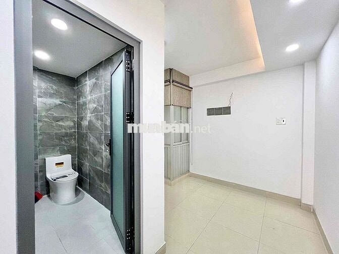 CHO THUÊ PHÒNG TRỌ CÓ MÁY LẠNH, KỆ BẾP WC RIÊNG TẠI THỐNG NHẤT P16 GV
