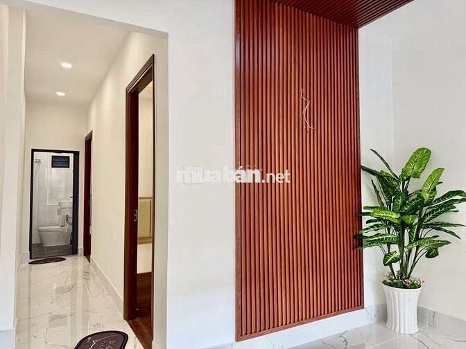 BÁN NhÀ CĂN GÓC MẶT TIỀN Đường Dương Bá Trạc, 2 tầng, 60m2, 7ty9