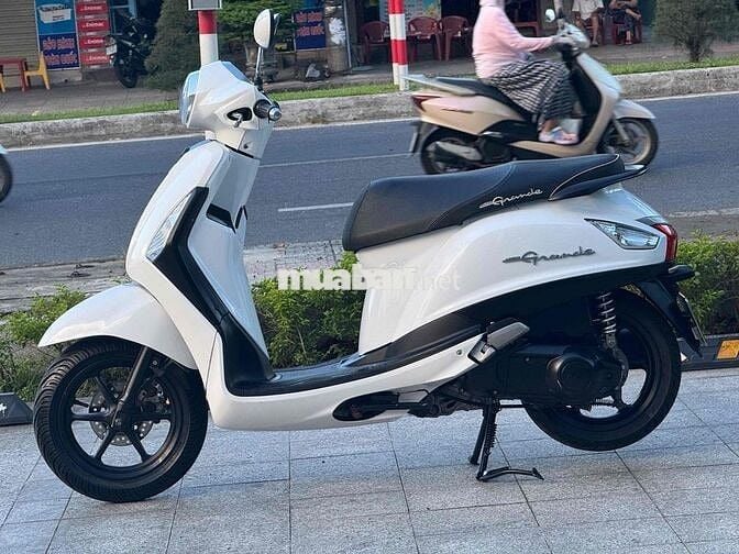 Yamaha Grande 2017 màu Trắng