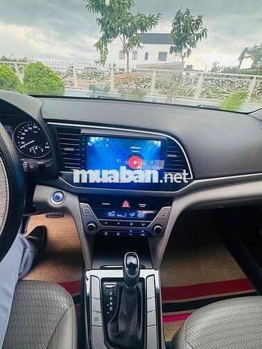 Hyundai Elantra 1.6 AT 8 vạn