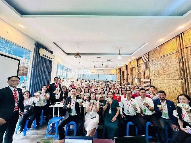 TUYỂN GẤP 5 CTV BĐS NHÀ PHỐ HCM