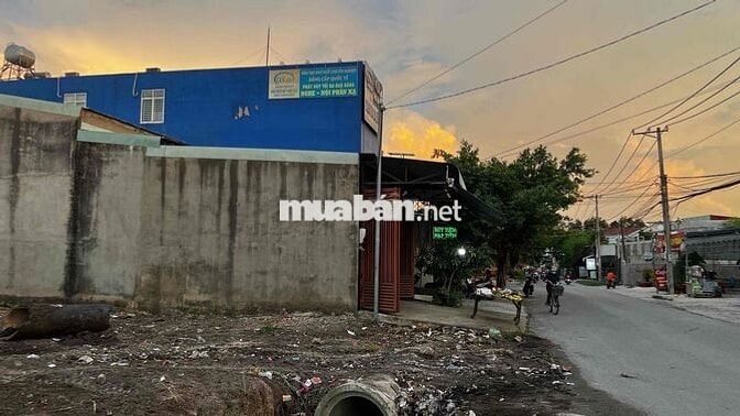 Đất mặt tiền gần chợ Thanh Hoá
