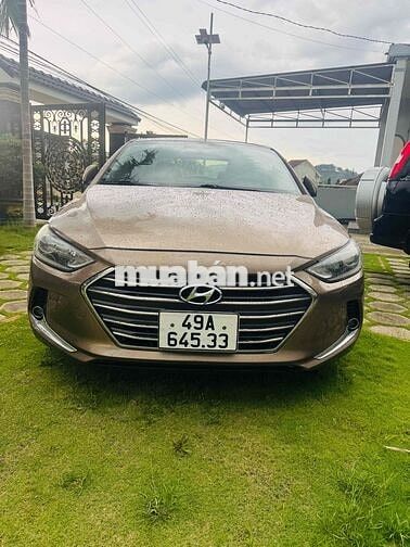 Hyundai Elantra 1.6 AT 8 vạn