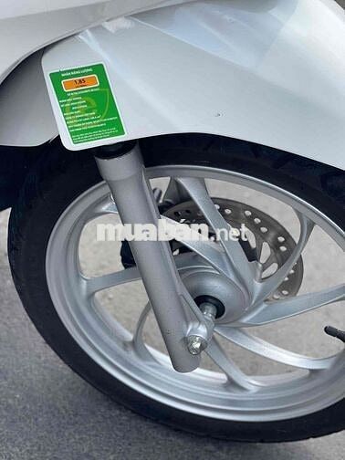 Honda Vision 2023 màu Trắng