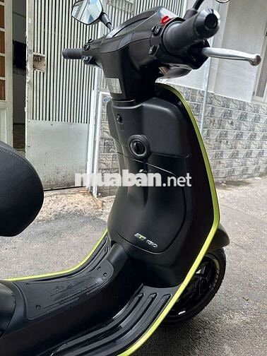 Piaggio Vespa Sprint Tech 150 Đen 6039 km