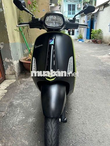 Piaggio Vespa Sprint Tech 150 Đen 6039 km