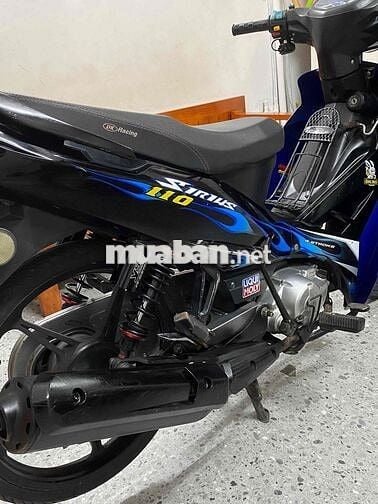 Yamaha Sirius Xanh đen
