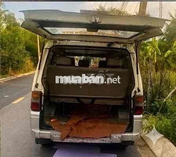 Mitsubishi 1989 Trắng