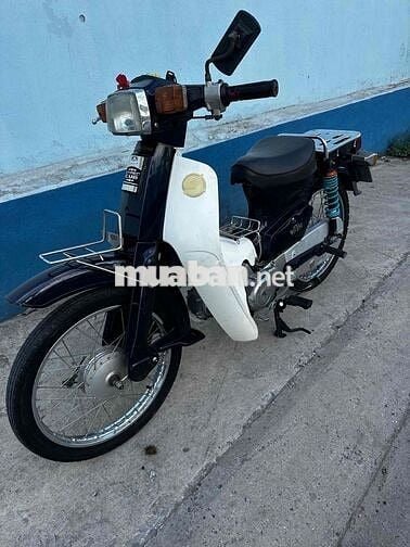 Honda Cub 50 Đen trắng