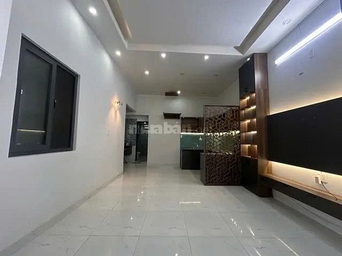 Nhà mặt tiền 6 tỷ ngay tuyến đường tài chính Nguyễn Văn Linh