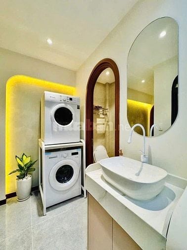 DUY NHẤT 1 căn PHẠM HUY THÔNG, GÒ VẤP, DT:92m2. Hẻm 6m.