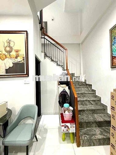Bán nhà Đ.khánh Hội 43m2 chỉ  6.9T kế ngay Đường xe hơi đi Hoàng Diệu,