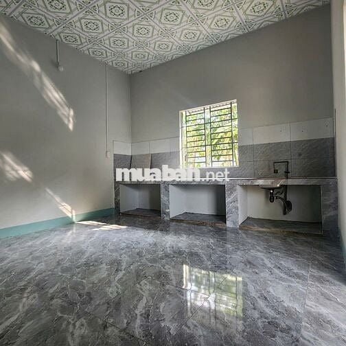 Nhà đẹp, giá rẻ công nhân. 240m2 gần KCN. 790tr TL 