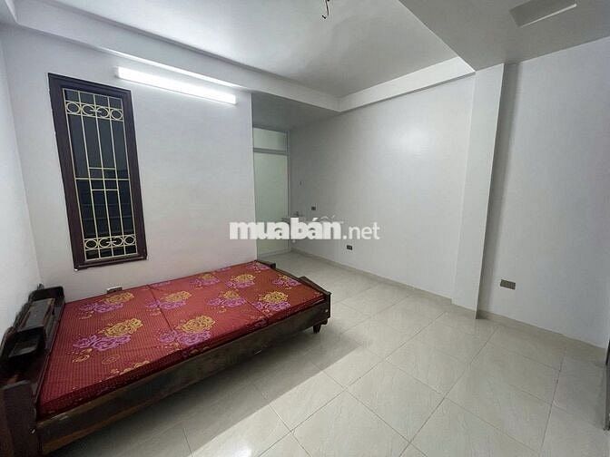 Cho thuê nhà khi Phân Lô Đền Lừ 1 - 30m2 - 6 tầng