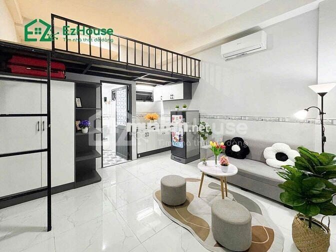 Phòng Full Nội thất - rộng - Tòa an ninh bảo vệ 24/7 - Có Thang máy