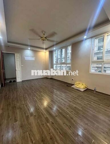 HIẾM CĂN GÓC 68m² CT3 HOÀNG CẦU VIEW THOÁNG ĐẸP, SỔ ĐỎ CHÍNH CHỦ