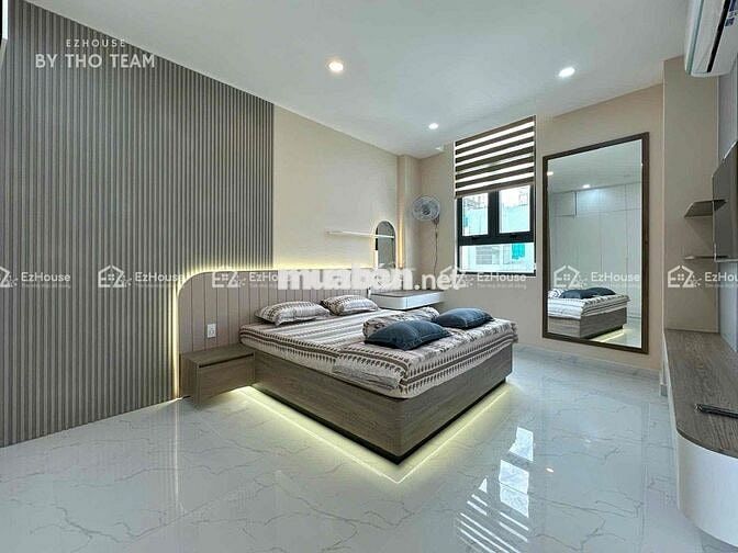 CĂN HỘ CAO CẤP - BAN CÔNG - FREE GYM - FULL NT CAO CẤP GIÁP QUẬN 10