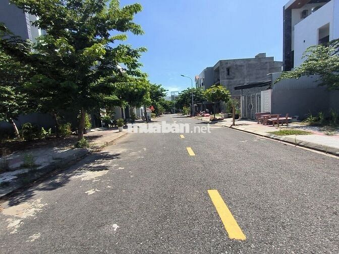 CHÍNH CHỦ BÁC THÀNH BÁN ĐẤT ĐƯỜNG HÓI KIỂNG 7 NAM HÒA XUÂN GIÁ 4.5 TỶ