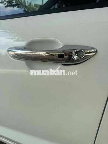 Hyundai i10 2021 Trắng Bản đủ