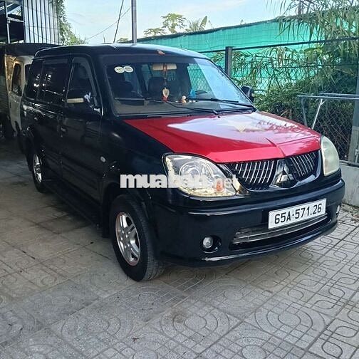 Mitsubishi Jolie 2004 7 chỗ Đen